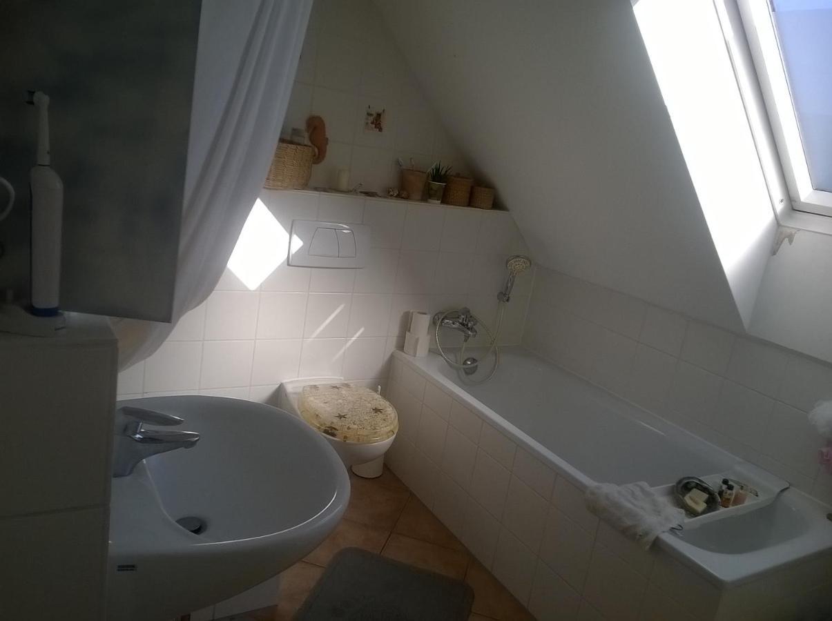 ケルンHaus 'Am Emberg'アパートメント エクステリア 写真